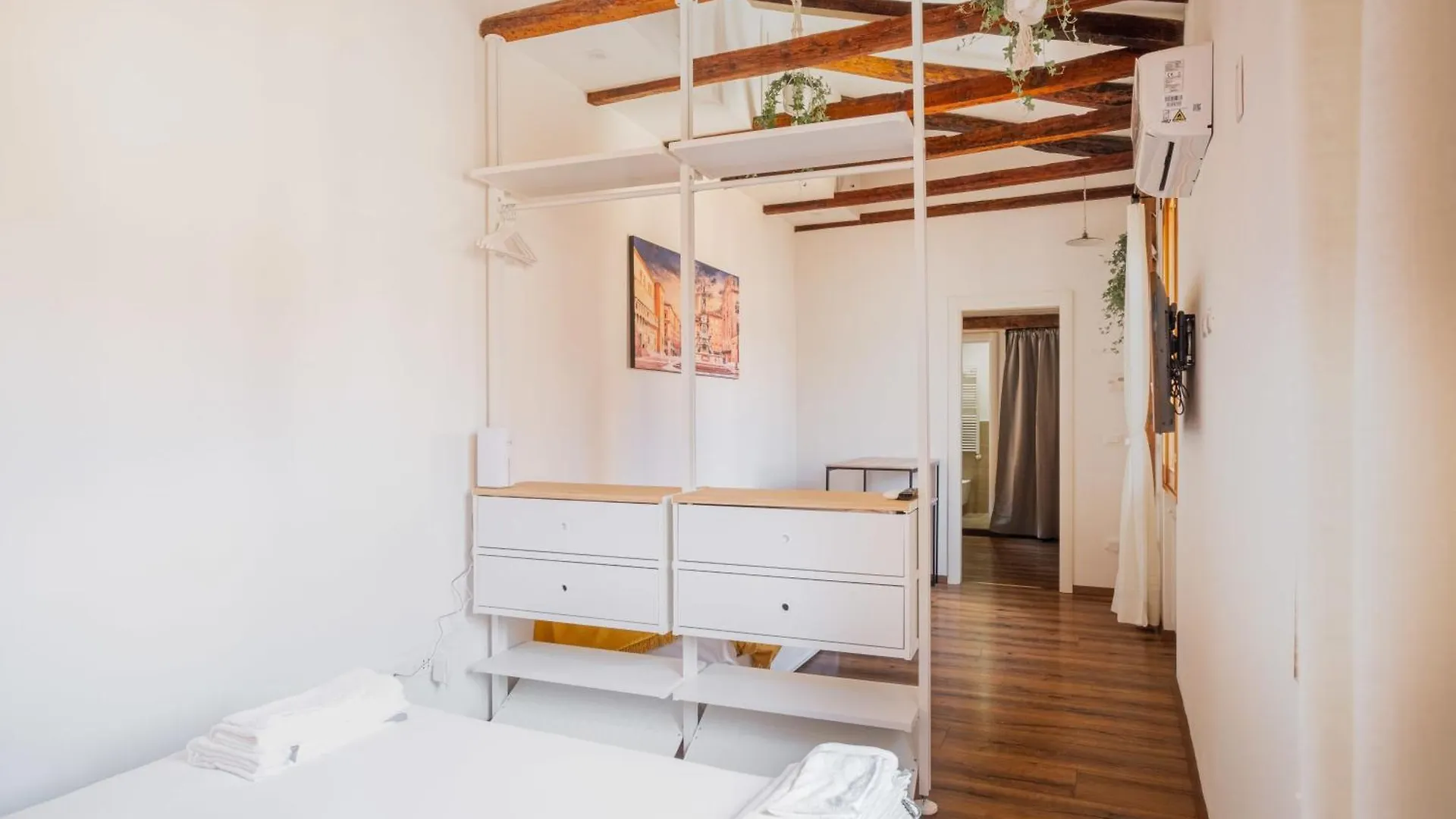 Homeby, Belvedere Suite Bologna Italy