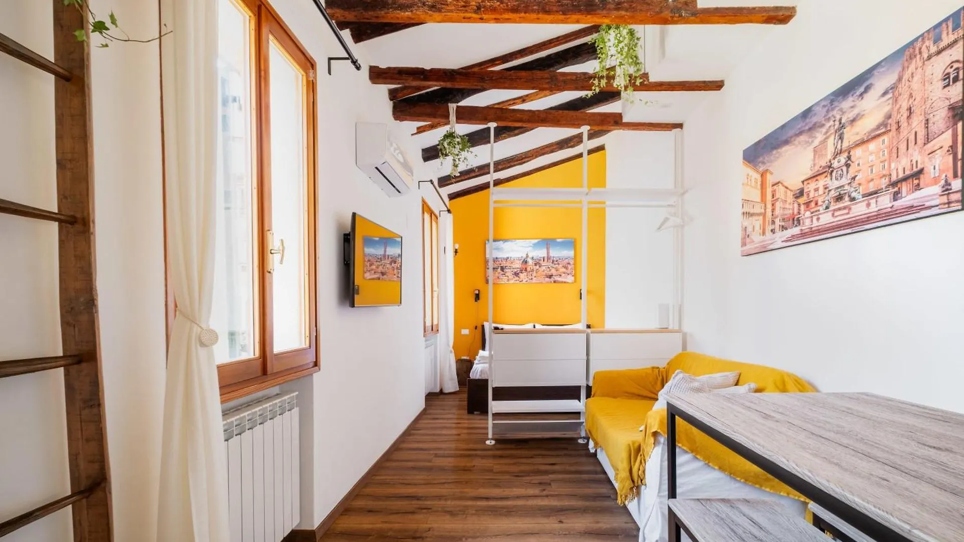 Homeby, Belvedere Suite Bologna 0*,  Italy